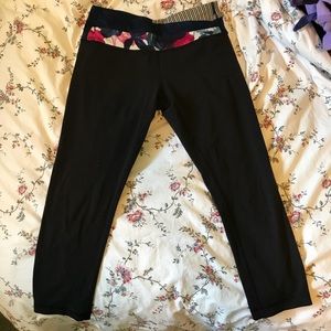 Lululemon cropped leggings